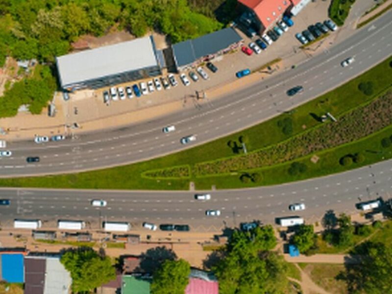 Diseño geométrico vías autopistas Ecuador